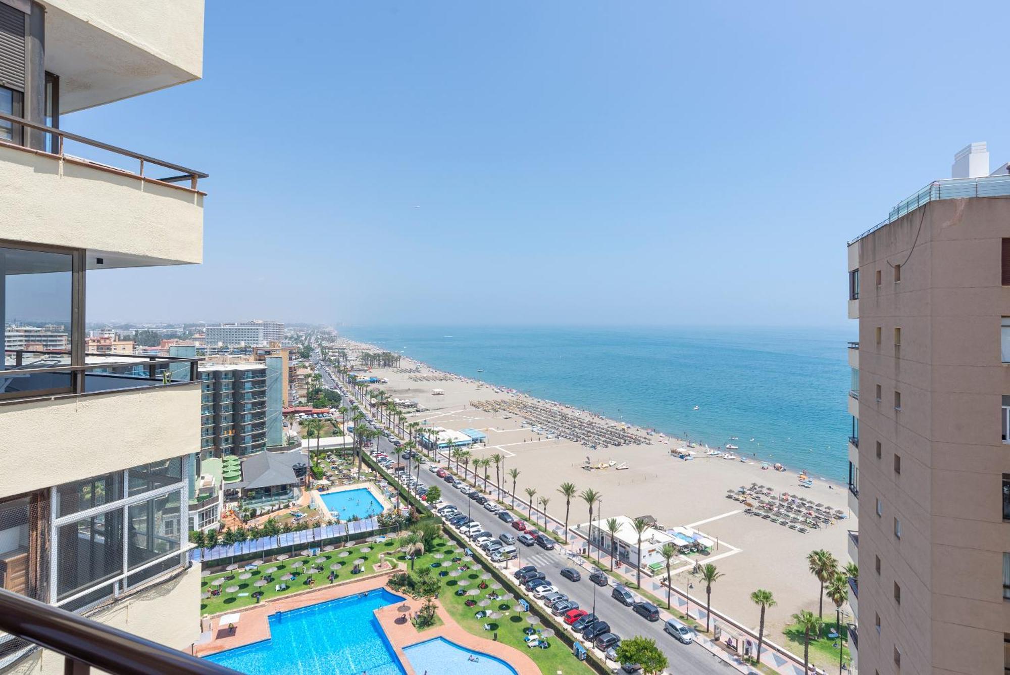 Playamar Waterfront Exclusive Apartment And Views Tower 2 Fl 14 Торемолинос Екстериор снимка